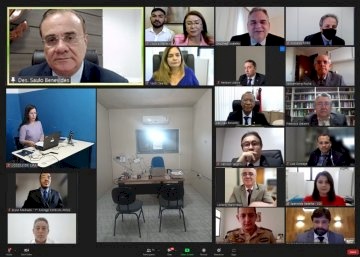 Instalação de dez Postos Avançados de Atendimento Virtual (PATJs)