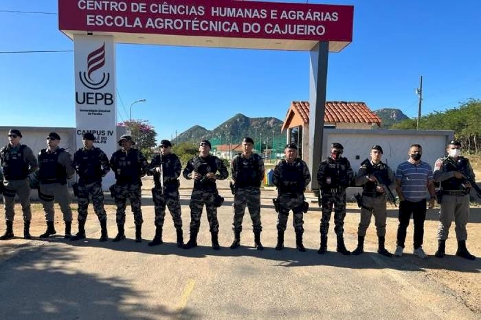 Forças de segurança na UEPB de Catolé do Rocha