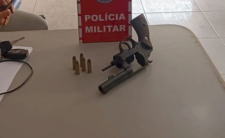 Apreensão de arma de fogo pela Polícia Militar