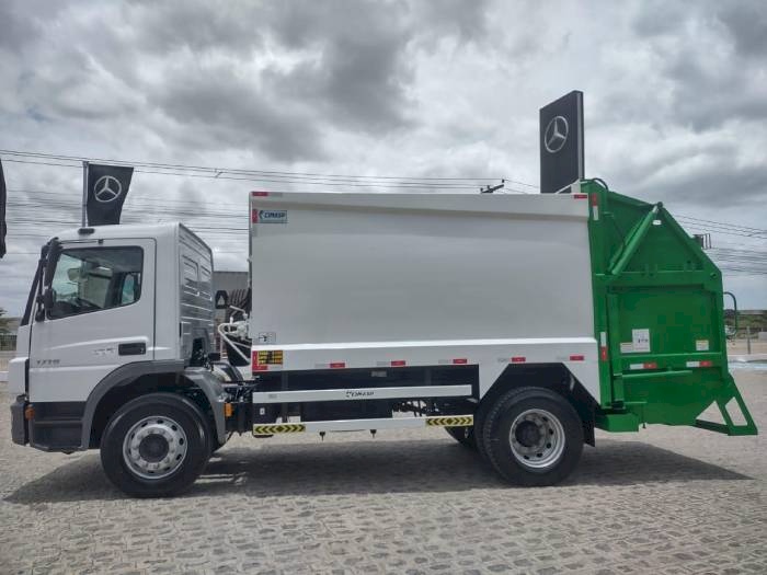 Compactadores de lixo 0 KM para a frota de veículos do município