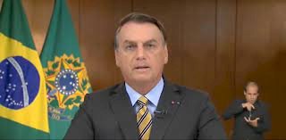 Bolsonaro celebra entrega de 100 milhões de vacinas e reitera defesa da liberdade religiosa