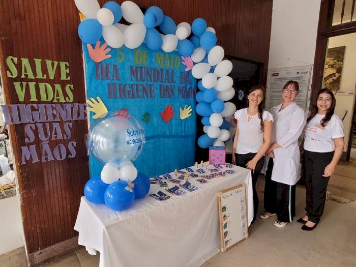 Ação sobre lavagem das mãos e reforça cuidados com segurança do paciente