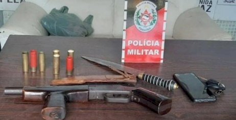 Arma de fogo é apreendida pela polícia militar após denúncia anônima 