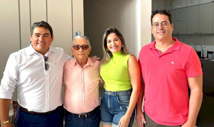 Lucas Braga recepeciona Dr. Carneiro Arnourd 