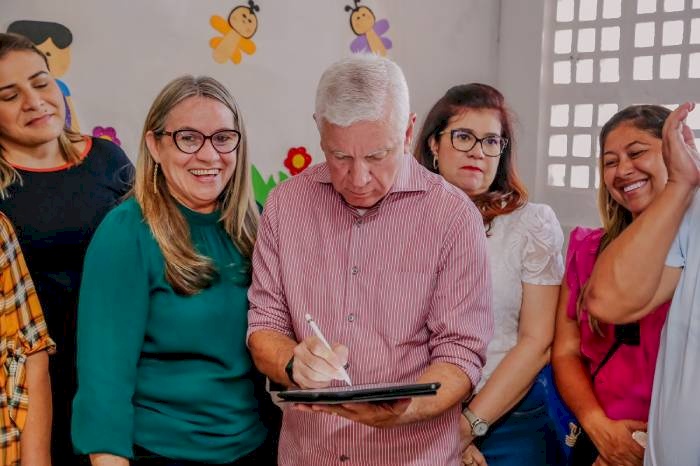 Ordem de serviço para reestruturação de CMEI no Timbó
