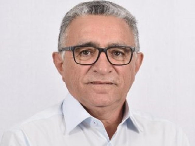 ALERTA: Em Poço Dantas, 08 contratos com vínculos de mais de 48 meses, Servidores acima de 30%, e 01 funcionário ganha acima do teto
