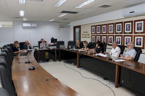 Elaboração da minuta de questionário a ser aplicado aos municípios paraibanos