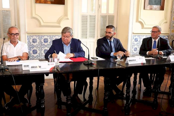 Assinatura de protocolo de intenções para instalação de nova unidade da AeC