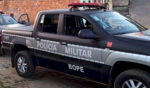 Em Monteiro, no Cariri, em uma abordagem a uma motocicleta, a PM constatou que um dos ocupantes do veículo