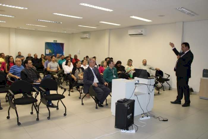 Sorteio de pós-graduação em direito notarial e registral