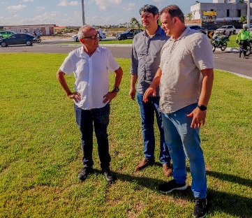 Prefeito dedica dia inteiro de ações voltadas ao meio ambiente