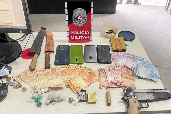 Material ilícito apreendido pela Polícia Militar