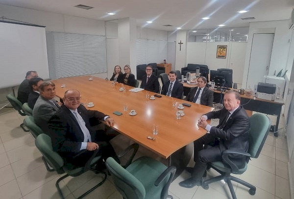 Visita institucional feita pelos membros do MPPB à nova equipe da Corregedoria de Justiça