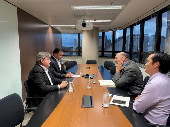 Reúnião em Brasília com o profissional sênior do Escritório Regional das Américas do Novo Banco de Desenvolvimento (NDB), Marcos Thadeu Abicalil