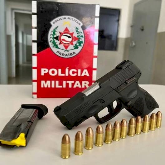 Pistola e munições apreendidas em ação da Polícia Militar