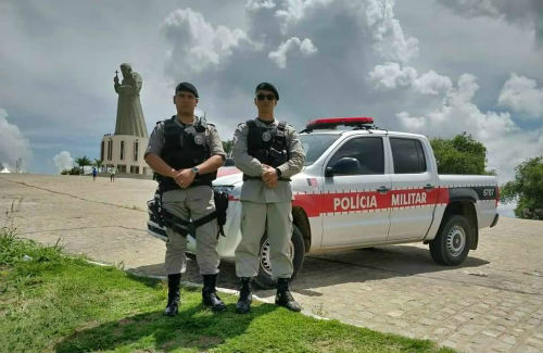 Policia 