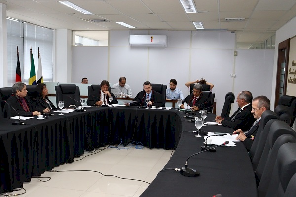 Conselho Superior homologa 11 promoções e cinco remoções de promotores de Justiça