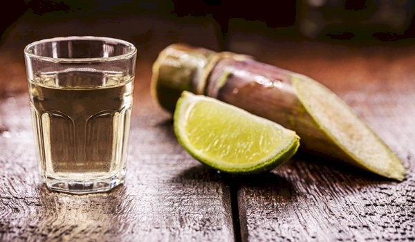 ‘A cachaça é nossa’, o aguardente de cana como símbolo da identidade paraibana