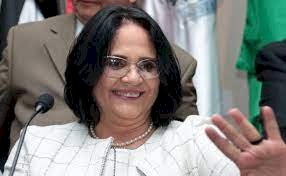 Na ONU, ministra Damares Alves faz apelo por respeito à mulher refugiada