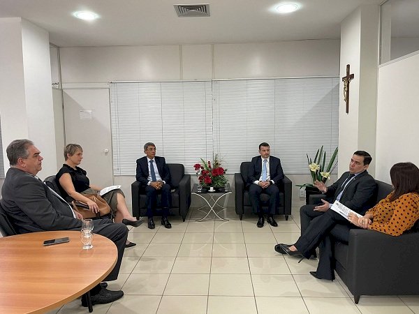 MPPB, Corregedoria de Justiça e Detran debatem convênio para leilão de veículos apreendidos