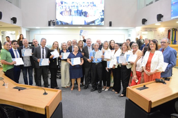 Homenagem a servidores com mais de 30 anos de serviços prestados à ALPB