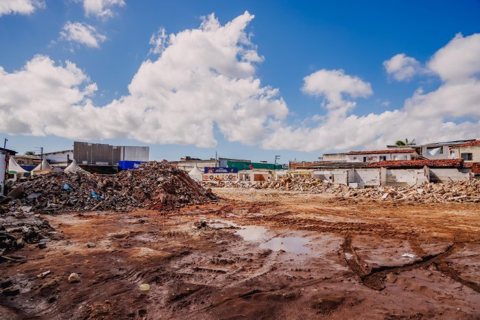 Inspeção em obras de construção e requalificação de mercados públicos