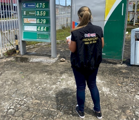 Fiscalização do Procon-JP autua 13 postos de  combustíveis por aumento indevido nos preços