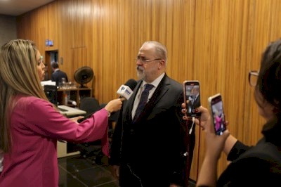 PGE afirma que primeiro turno ocorreu em clima de paz e que refletiu livre escolha dos eleitores