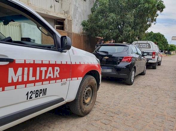 Veículo clonado apreendido pela Polícia Militar em Catolé do Rocha