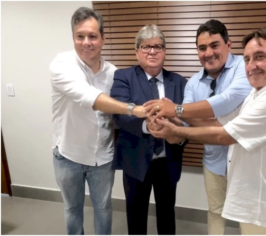 Governador confirma filiação do Prefeito Lucas Braga ao PSB de Marizópolis