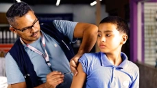 Vacinação dos adolescentes e cuidados com a saúde do homem