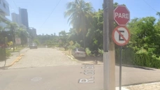Rua da Aurora, localizada no bairro Miramar, em JP