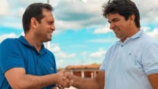 Prefeito de Lastro, Dr. Ronaldo Gonçalves, e o vice-prefeito Domar