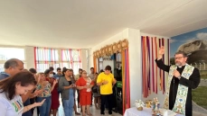 Bênção solene em momento de fé, união e esperança no Paço Municipal 
