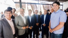 Prefeito< Léo Bezerra