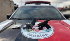 Armas de fogo e drogas apreendidos pela políica militar na Capital 