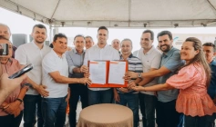 Deputado federal Wilson Santiago em agenda no Sertão