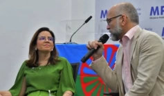 Encontro sobre políticas públicas direcionadas aos povos ciganos