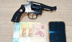 Arma de fogo apreendida pela polícia militar em Campina Grande 