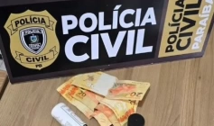 Crack e dinheiro trocado apreendido em ação da Polícia Civil, em Pombal 