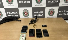 Prisão de dupla que já responde por roubo