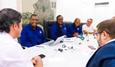 Leo Bezerra e comitiva de Moçambique