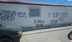 Pichação nas residencias em Santa Luzia