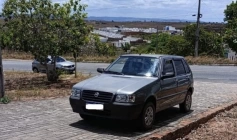 Carro usado na fuga de acusado de matar adolescente