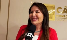 Presidente da Câmara de Sousa, vereadora Amanda Silveira