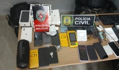 Polícia militar detêm dois suspeitos após roubo