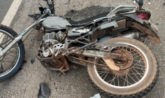 Imagem da moto envolvida no acidente que ceifou a vida de Sousence no Maranhão 
