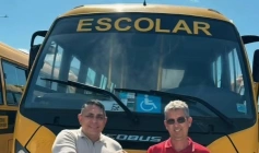 Aparecida é contemplada com novo ônibus escolar em evento estadual de educação