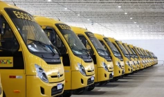 João Azevêdo entrega mais 78 ônibus escolares e fortalece segurança e conforto no transporte de estudantes 