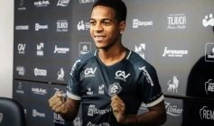 Contratação do atacante Veraldo